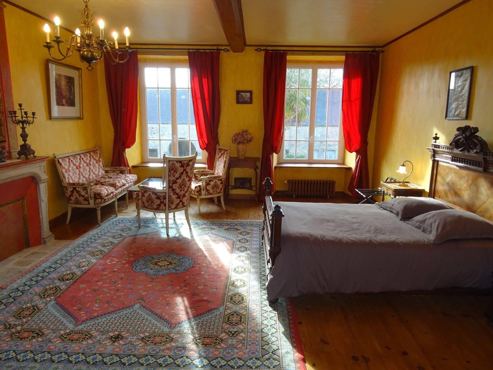 Manoir De Savigny Bed & Breakfast Valognes Dış mekan fotoğraf